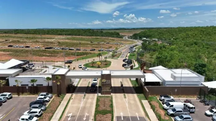 Vende-se terreno com 256m2 no Condomínio Reserva das Ipês em Cuiabá MT 