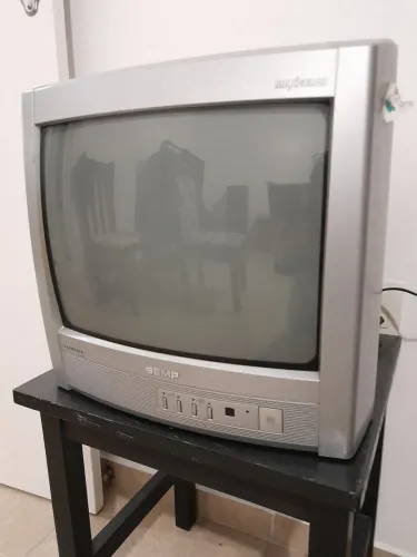 Tv 14pol Semp Lumina- Antiguidade- com tubo, colorida bivolt, sem cont.remoto
