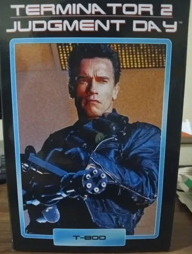 TERMINATOR 2 JUDGMENT DAY: ULTIMATE T-800 NECA ORIGINAL