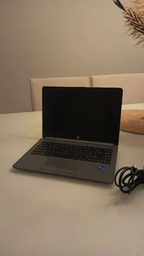 Notebook HP 240 G8