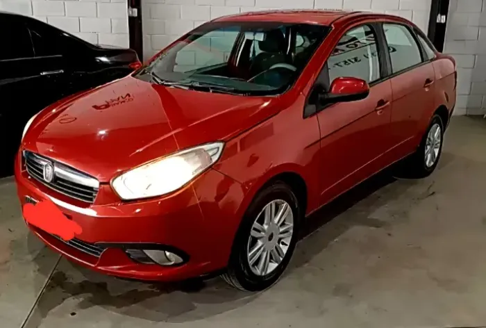 Fiat Grand Siena Tetrafuel 1.4 EVO F. Flex 8V 2015