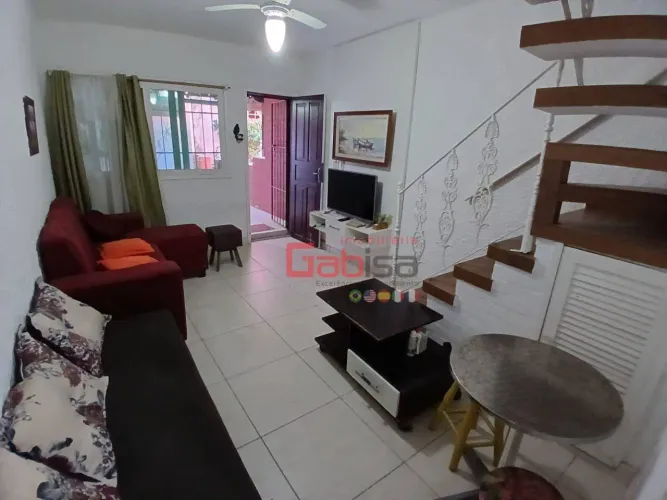 Casa com 2 dormitórios à venda, 61 m² por R$ 299.000,00 - Ville Blanche - Cabo Frio/RJ