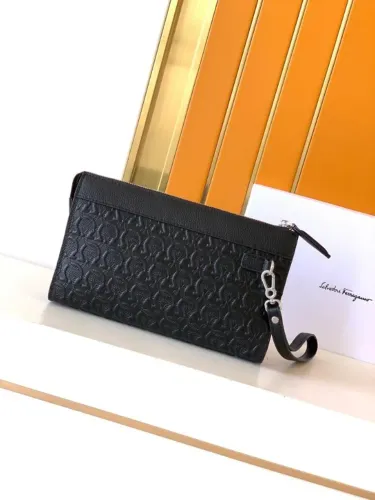 Clucht Salvatore Ferragamo