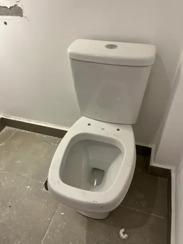 Vaso sanitário novo
