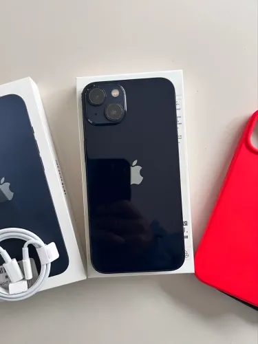 iPhone 13 - COMPLETO NA CAIXA