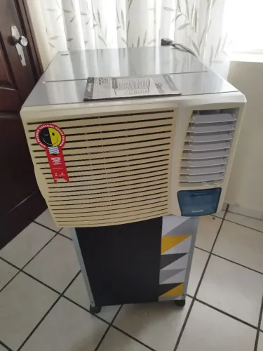 Ar condicionado de janela