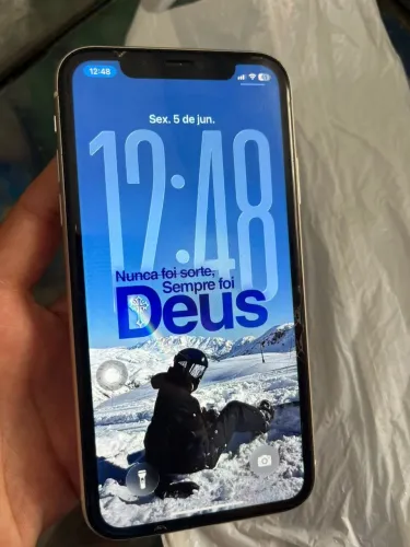 IPHONE 11 BRANCO TODO ORIGINAL DE FABRICA!!