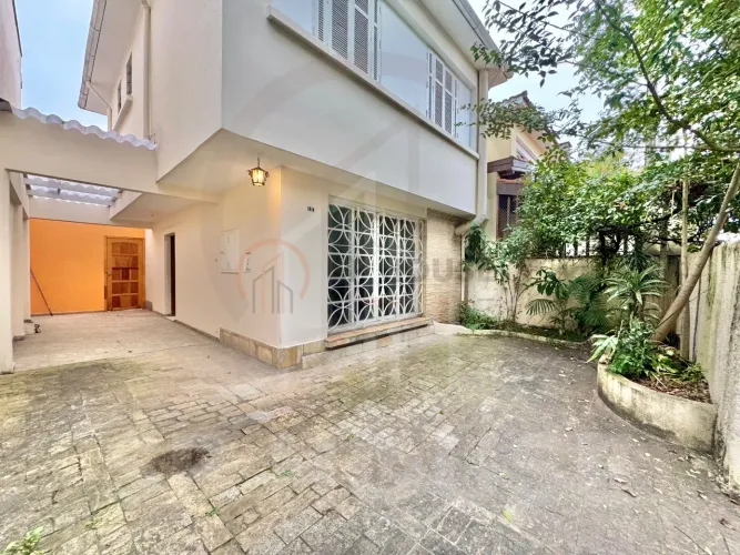 Casa de vila a venda no Brooklin, 3 quartos, 2 vagas, 120m.