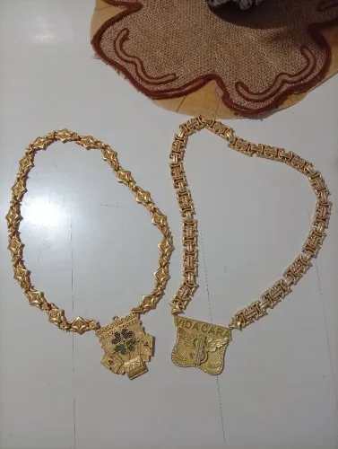 Cordão de moeda antiga 