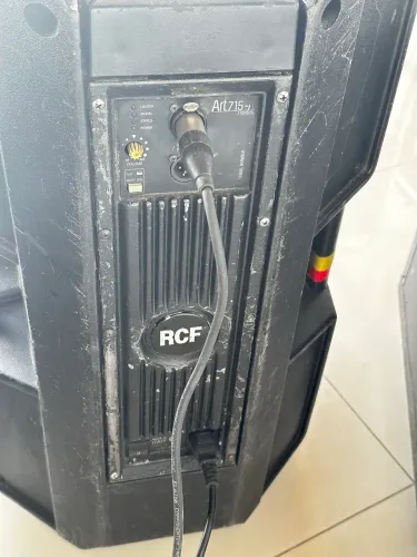 Duas por preço de uma , Caixa RCF 715 e Staner 4mil tudo