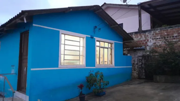 Troco por um sítio ou uma casa com terreno para plantio ou casa com árvores frutíferas