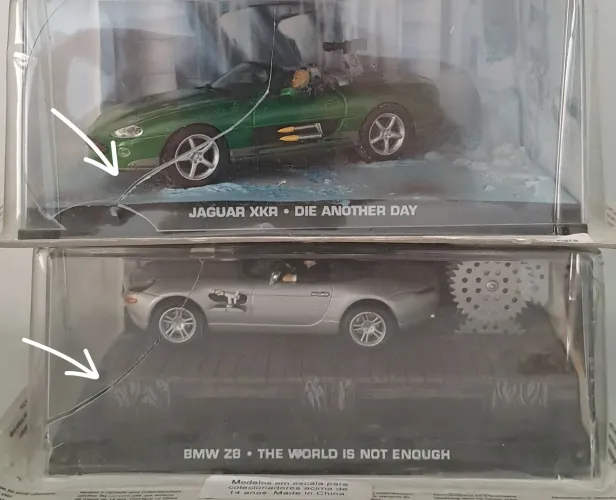 * MT 2 James Bond 007 BMW Z8 + Jaguar XKR 1:43 Detalhe Acrílico