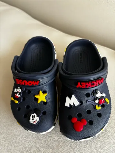 Crocs Mickey c8 