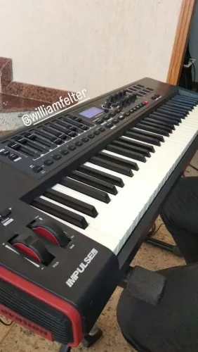 Controlador Novation Impulse 61