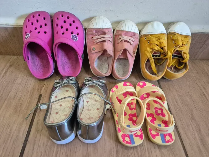 Lotinho sapatos menina Tam 22