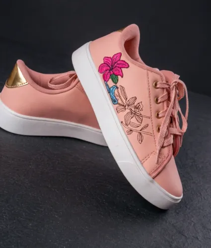 Tênis Feminino Rosa Floral Bordado - NOVO sem uso
