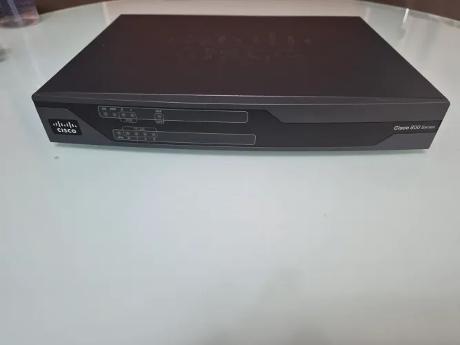 Cisco C881 Router
