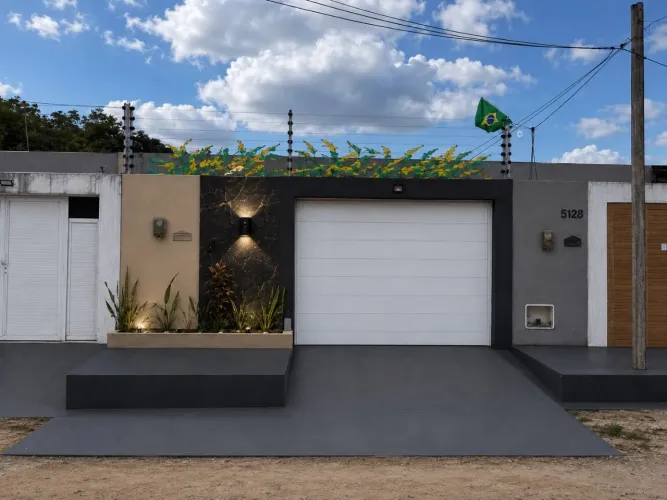 CASA REFORMADA EM ITAITINGA ? CONFORTO, ELEGÂNCIA E MODERNIDADE!