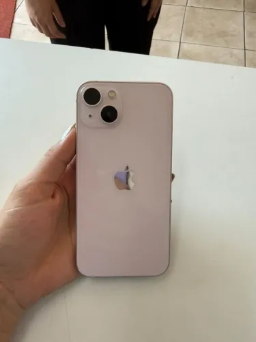Iphone 13 Rosa Semi Novo em ótimo estado