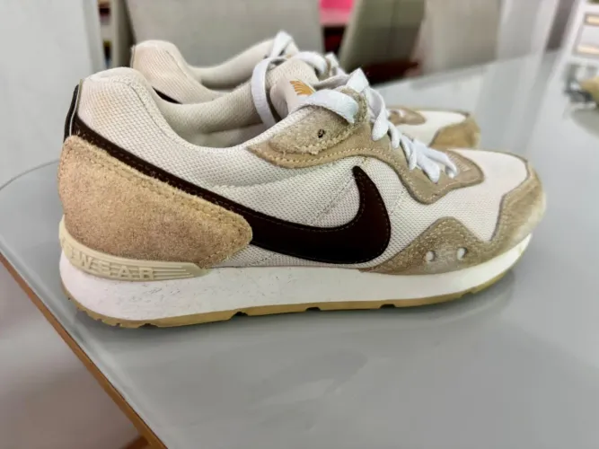 Tênis Nike Venture Runner TAM 37