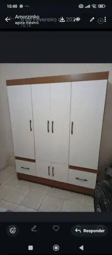 Vendo um guarda roupa.