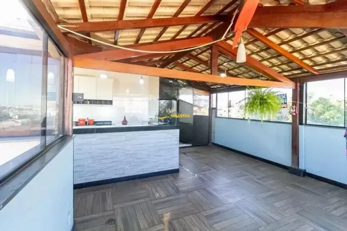 Cobertura de 150m² com 3 vagas à venda no Bairro Serrano em Belo Horizonte REF: 22630