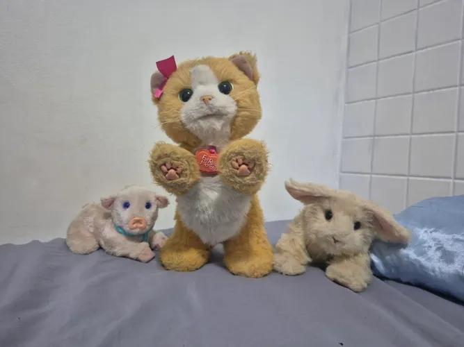 Brinquedos furreal friends