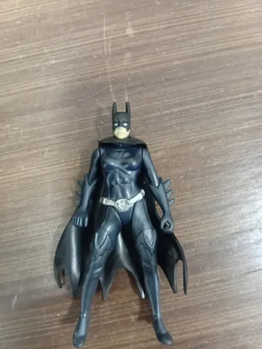 Boneca de acao batgirl, filme batman eternamente 