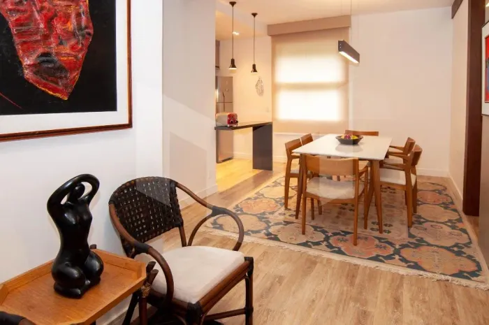 Apartamento, em condomínio com excelente área de lazer inclusive quadras de tênis, 90 m² p