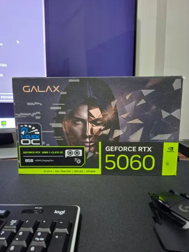 Geforce RTX 5060 Galax 1-Click OC 8GB perfeita e praticamente sem uso.