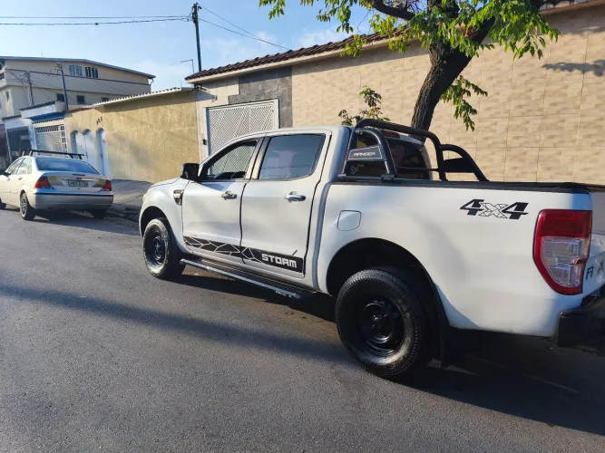 Ford Ranger XL 2.2 4X4 CD Diesel Mec. 2013