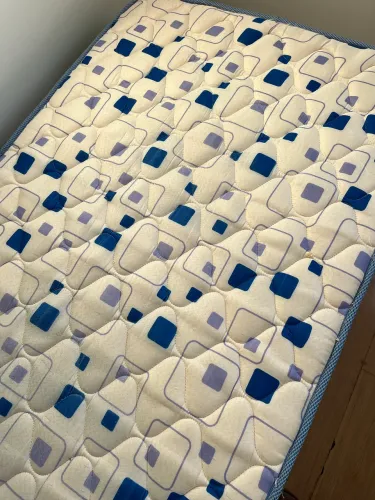 Cama box com colchão solteiro