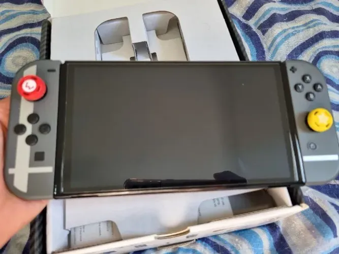 Nintendo Switch Oled 64gb + Micro Sd 256gb (Usado)