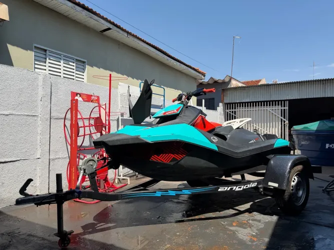 Jet Ski Spark trixx 2017