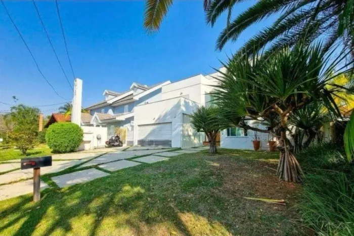 Locação casa condomínio esplanada do sol dir com o proprietário