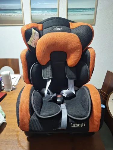 Cadeira infantil marca Infanti