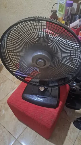 Ventilador Mondial (Parado) Ideal p/quem trabalha com conserto.