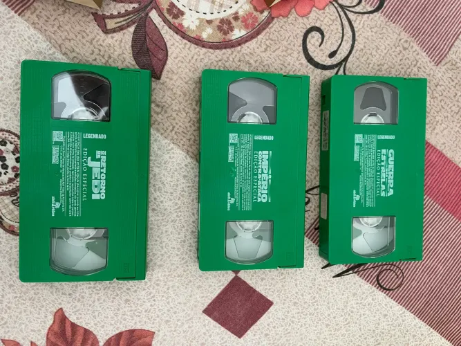 box em formato VHS da Trilogia Guerra nas Estrelas - Edição Especial