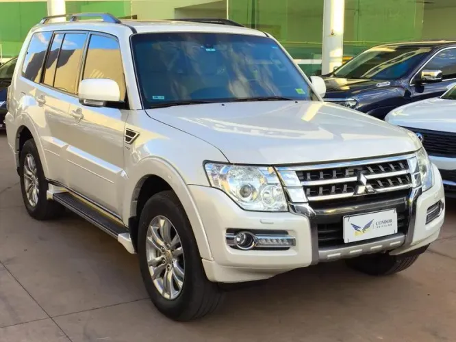 Mitsubishi Pajero Full GLS/gls/pkhpe 3.2 Dies.ti 5P 2016