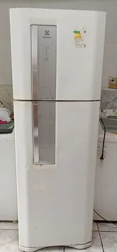 Geladeira Frost Free Electrolux