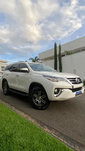 Toyota Hilux SW4 SRV 4X2 2.7 Flex 16V Aut. 2020