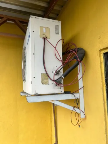 Ar-Condicionado Elgin Piso-Teto Atualle Eco Frio de 36.000 BTUs
