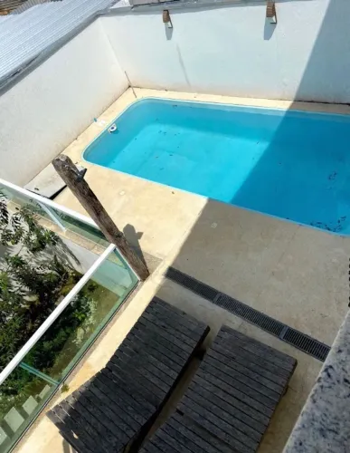 ALUGA-SE - CASA DE ALTO PADRÃO COM PISCINA E SALÃO MULTIUSO