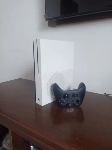 X-BOX ONE S 
