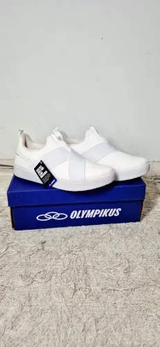 Tênis OLYMPIKUS, tamanho 40, nunca usado 