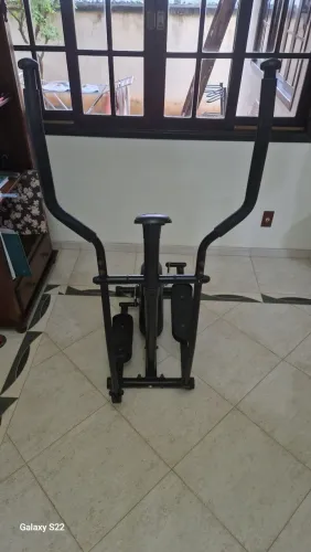 Aparelho de exercícios