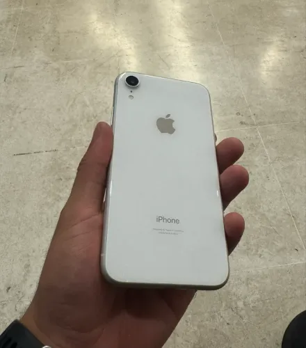 iPhone XR 64GB