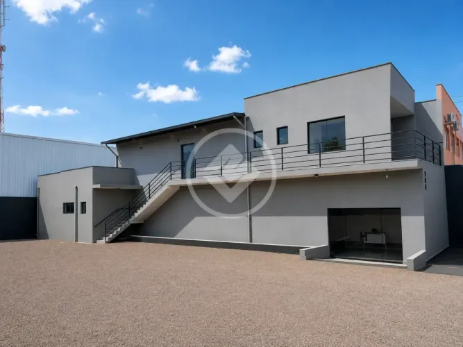 Loja Comercial de Destaque em Vinhedo | 720 m² | 20 Vagas | Localização Estratégica codigo