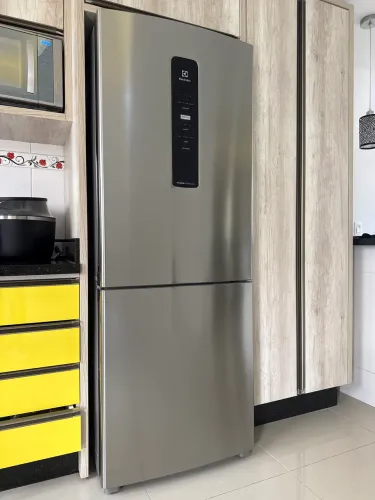 Geladeira Electrolux (IB7S) Inverter 490L AutoSense Inverse Inox