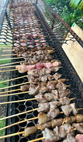 Churrasqueiro eventos ; (71) 9_9_2_3_2 - 5_3_0_1